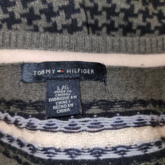 Tommy Hilfiger Collared Pink Stripe Shirt & Pink Gray Sweater Vest Set - Picture 7 of 15